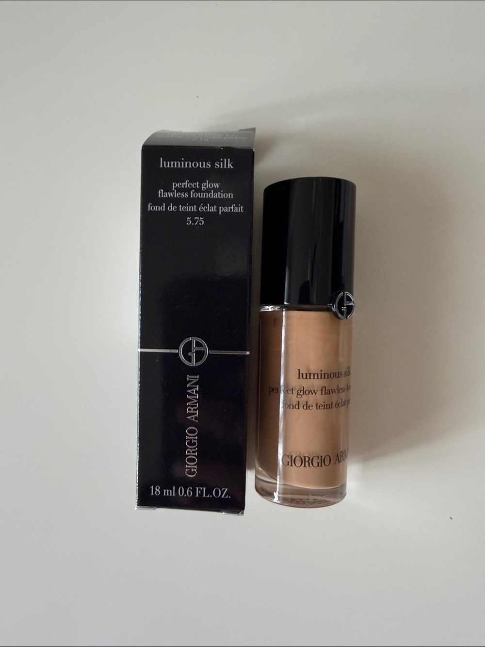 Giorgio Armani Luminous Silk Foundation - 5.75 Beige